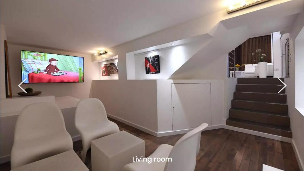 Apartment Whole 2 Bedrooms In *